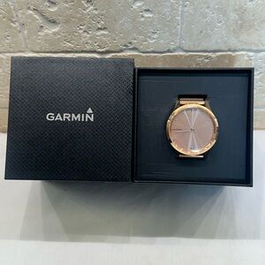 Garmin vívomove Luxe 42mm Case w/ Milanese Band GPS Running Watch "18K Gold PVD"